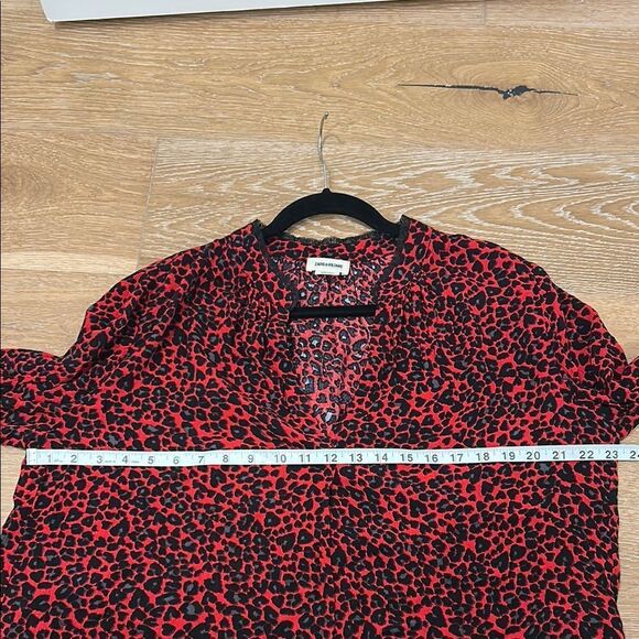 Zadig & Voltaire Black and Red Leopard Print V-Neck Blouse, Size Medium - Picture 9 of 10